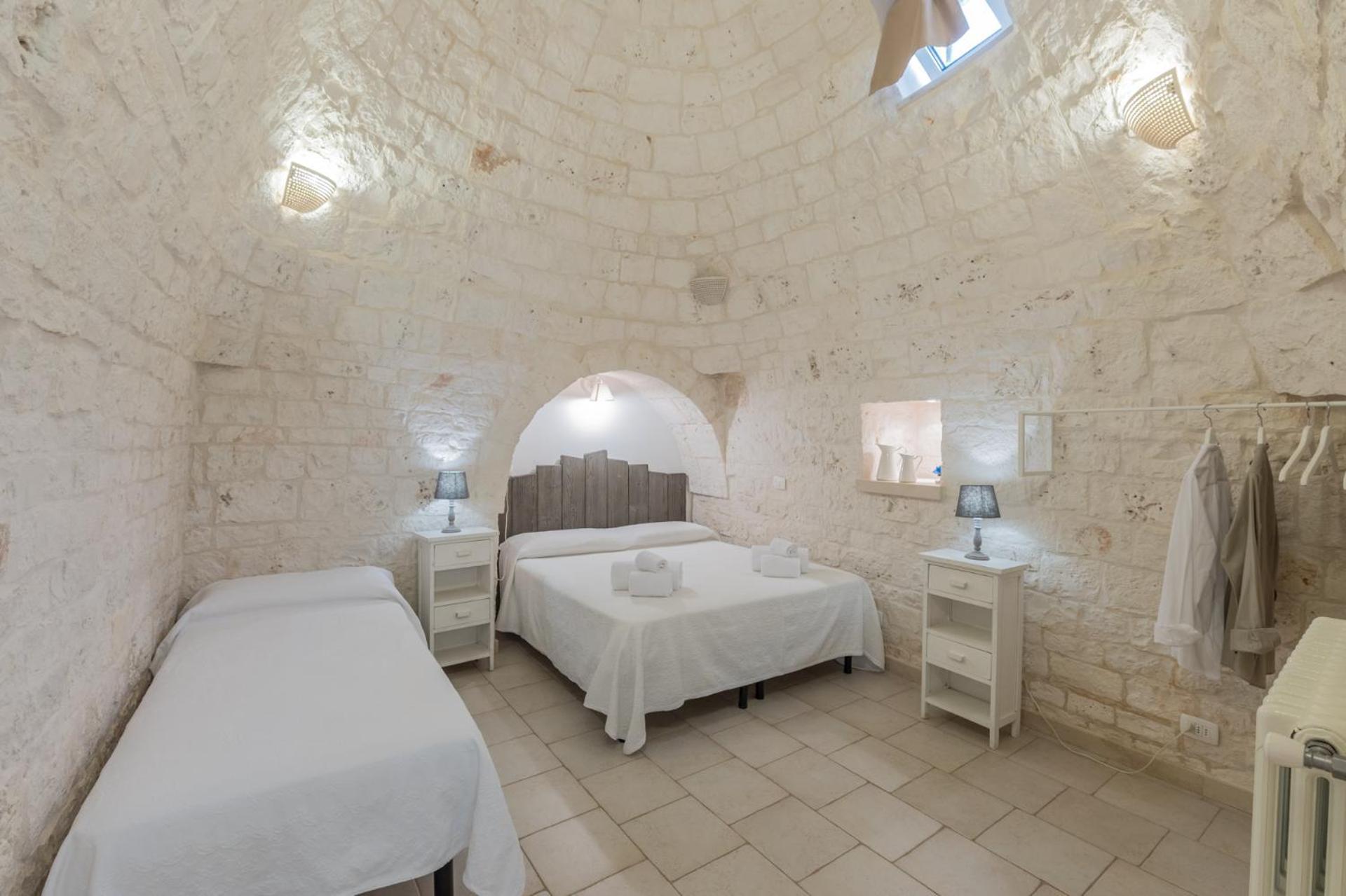 Trulli Di Mezza Villa Cisternino Luaran gambar